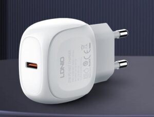 Single USB PD Fast Charger - Image 2